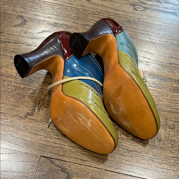 John Fluevog 6.5 - Picture 2 of 6
